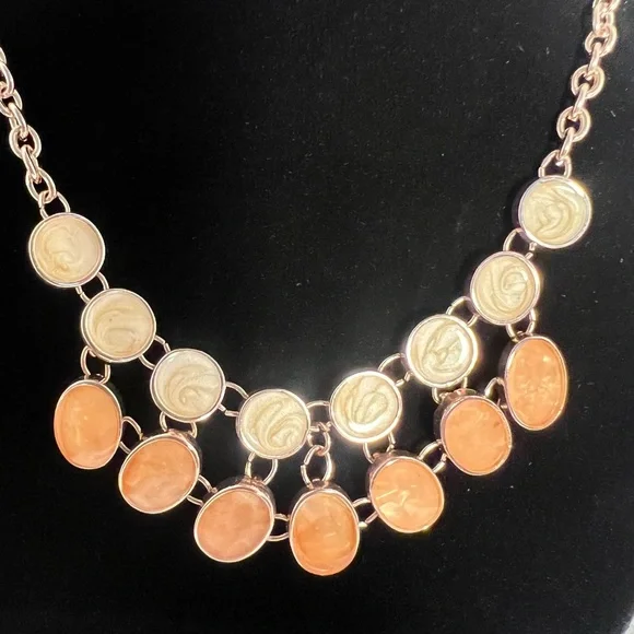 FASHION NECKLACE, “NEW” - Picture 3 of 6